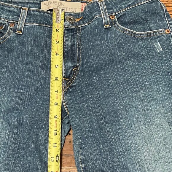 Levi's 518 Women's Size 11M Super Low Bootcut Medium Wash Denim Blue Jeans - Picture 5 of 11